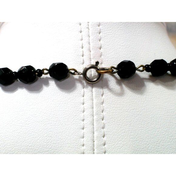 Vintage GLASS Black Faceted Bead Necklace With Silver-Tone Accents & Spring Ring - Picture 3 of 3